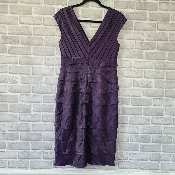 Cache Purple Iridescent Cocktail Dress Shutter Pleat Sheath Cap Sleeve V-neck 6 - Picture 2 of 10